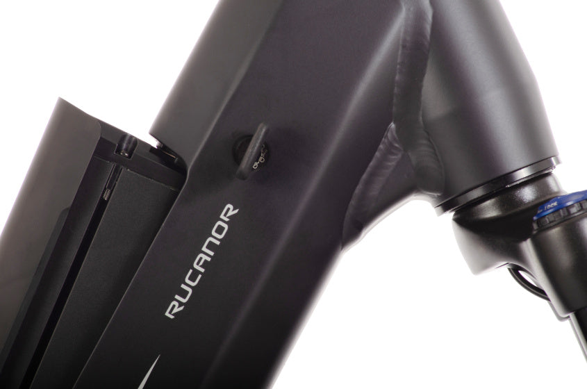 City SUV 28 Inch 53 cm Women 7SP Hydraulic Disc Brake Matte black,